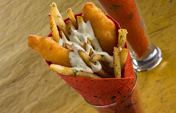 Fish &amp; Garlic-Parm Chips Cone